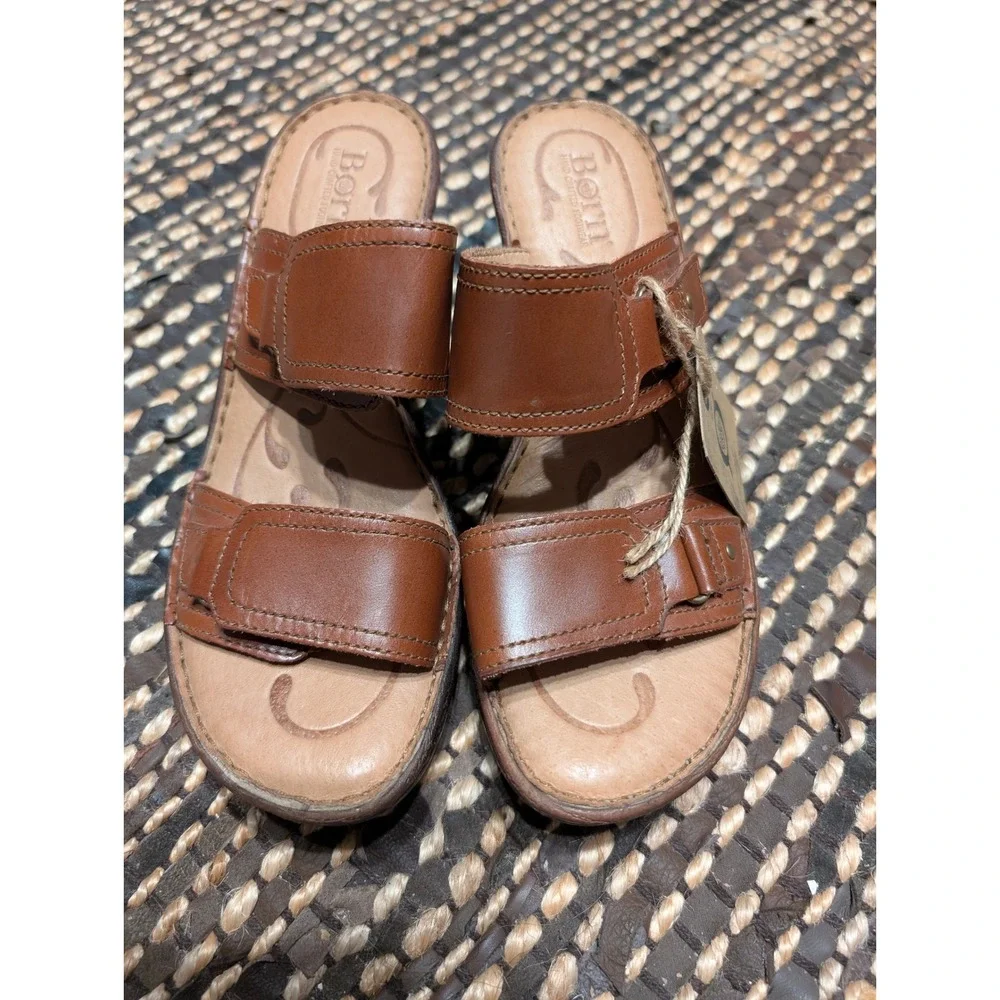 NEW Born Womens Leather Slide Sandals Brown Wedge Heel Size 7